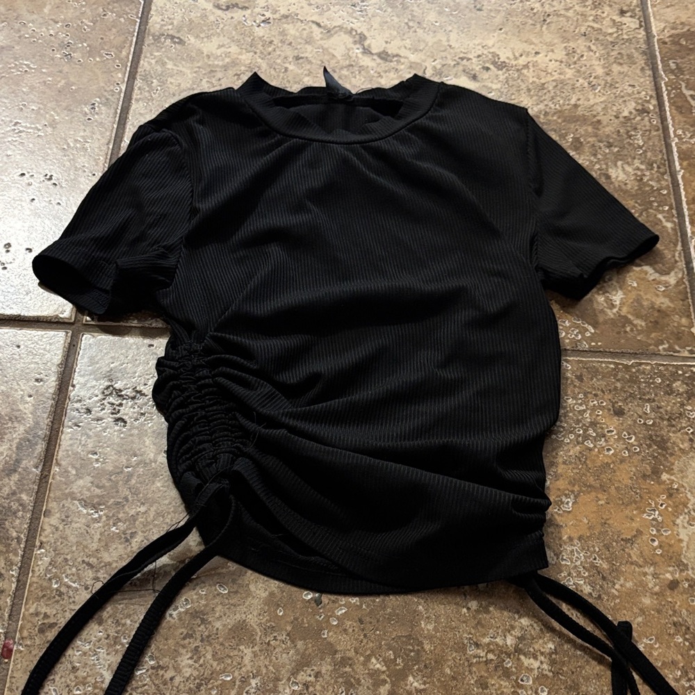 SHEIN Black Ruched Short Sleeve Top